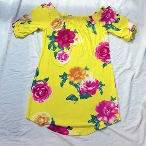 ✨NEW✨ Off The Shoulder Yellow Floral Dress